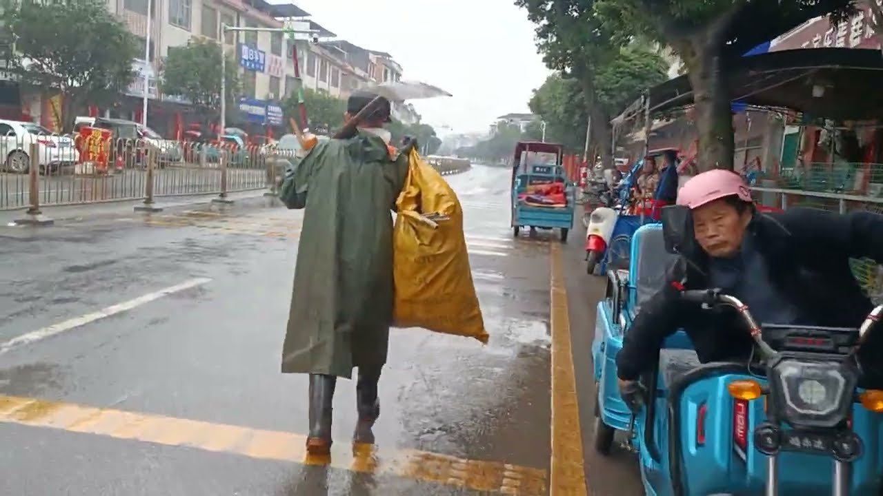 雨中漫步中国永州农村街道，车辆很多，下雨天让睡眠更香#travel #china