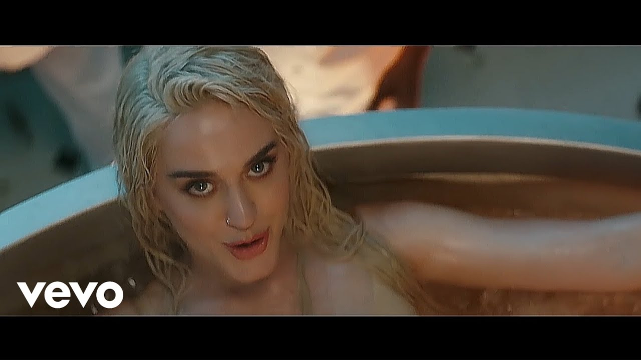 Katy Perry - Bon App&eacute;tit (Official 4K Video) ft. Migos