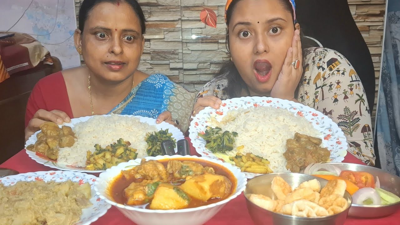 Earing Spicy🌶Chicken gravy🍗Challenge🥵| Rice, Chicken gravy ,Aloo Posto, soya chunks Curry Challenge🤤