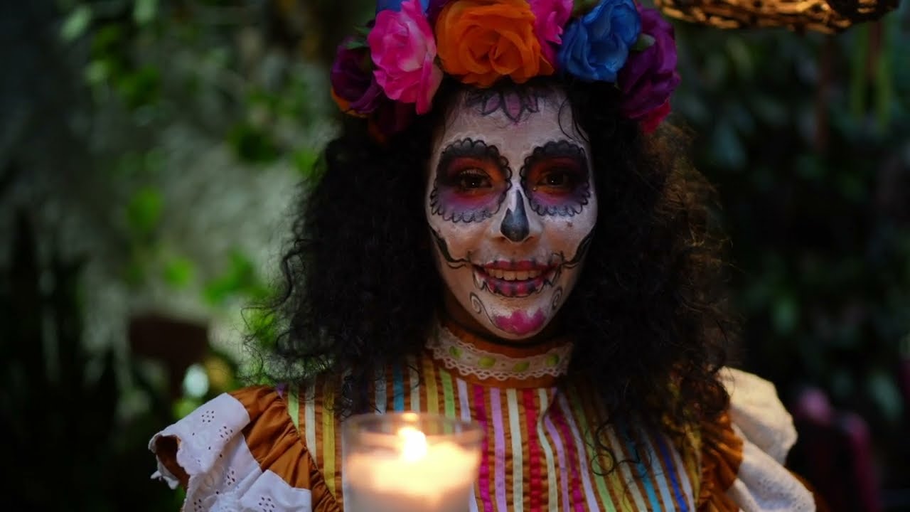 Lucha Villa – La Llorona (Versión Día De Muertos)