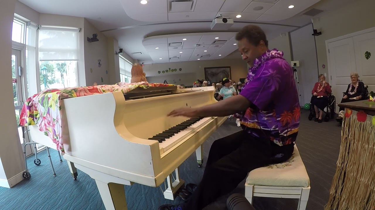 Hawaiian Ragtime Show With Chai & Kris Nicholson in Fort Lauderdale Florida Video 2