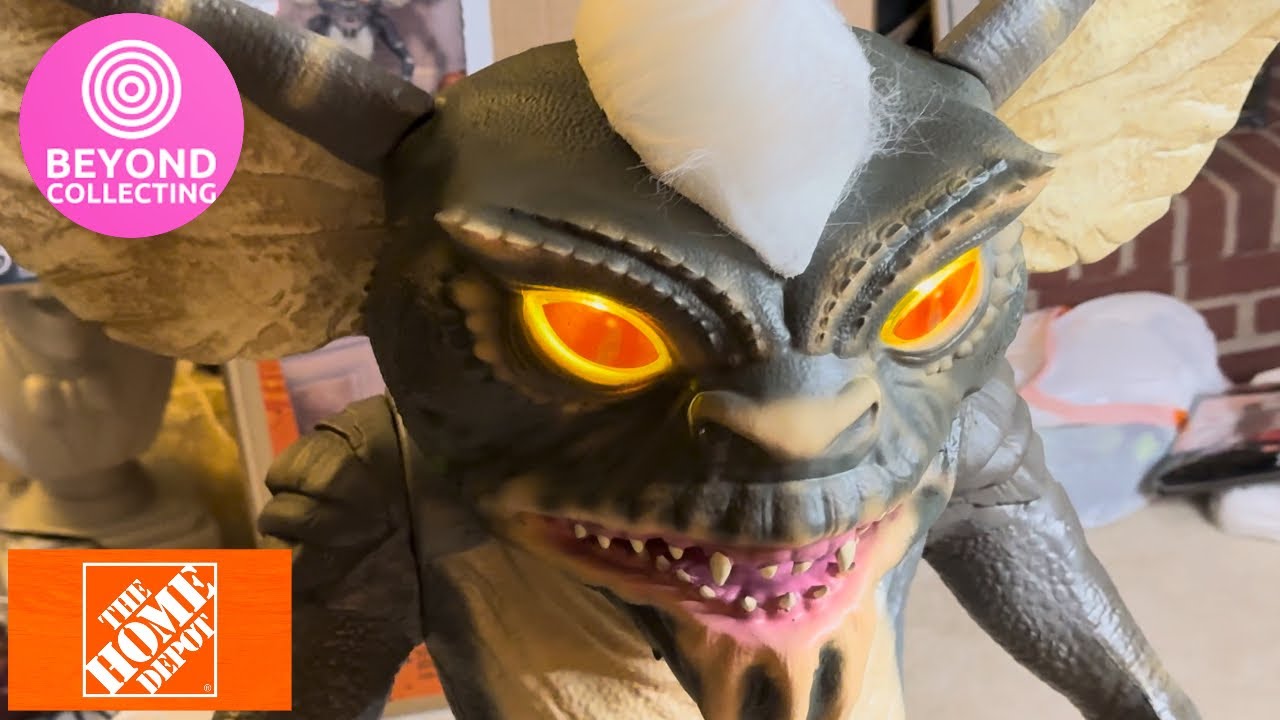 Halloween, Home Depot 2025 3.5 ft. Animated LED Gremlin Stripe!! 