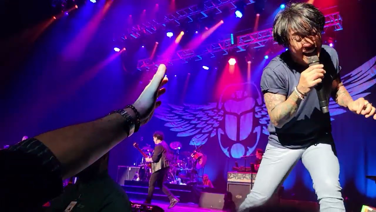 #journey50thanniversary - Separate Ways #arnelpineda 5/20/23