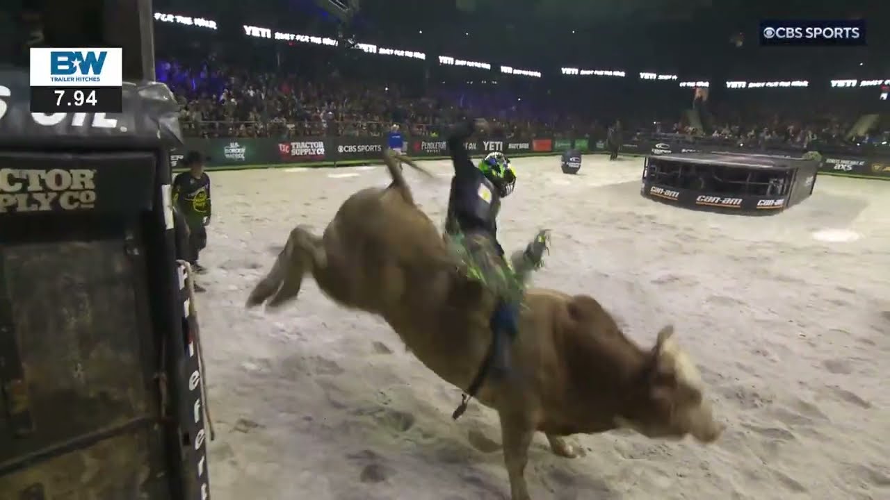 Jose Vitor Leme rides The Right Stuff for 88 points (PBR)