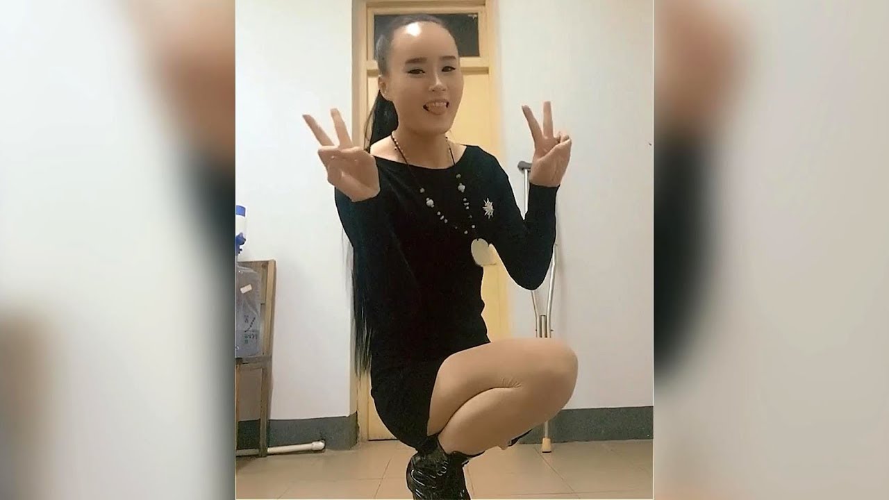 Lovely Amputee Girl on High Heel #1