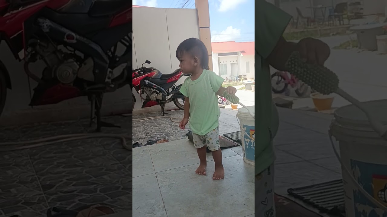 Kegiatan di rumah waktu bapak nya ngaggur 