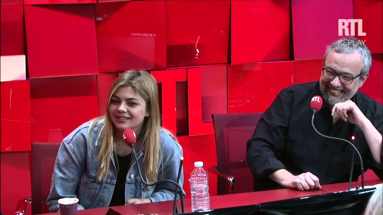 Stéphane Bern reçoit Louane Emera dans A La Bonne Heure du 23-04-2015 Partie 3 - RTL - RTL