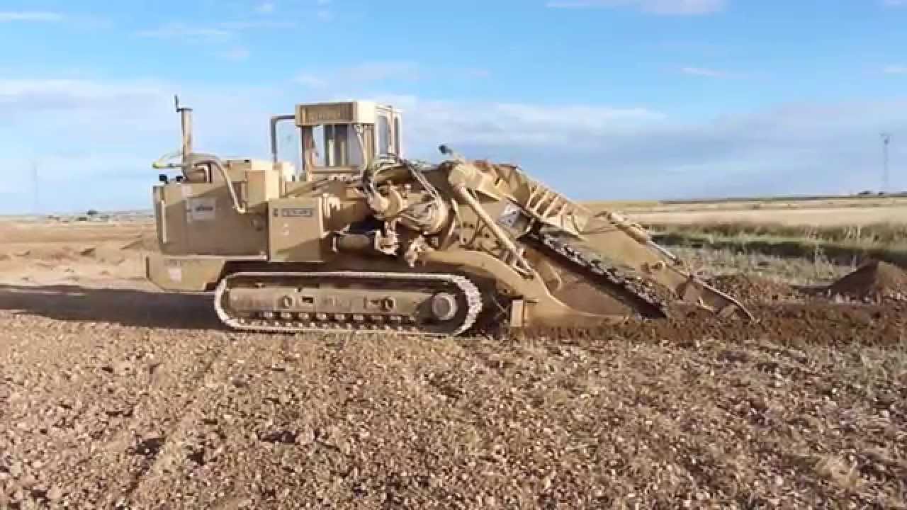 Zanjadora Tesmec 950. Rock Trencher