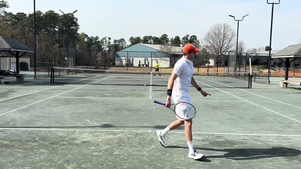 Part 1: 10-point tiebreak vs former tour player from Chile 🇨🇱. Clay court specialist. #tennis 