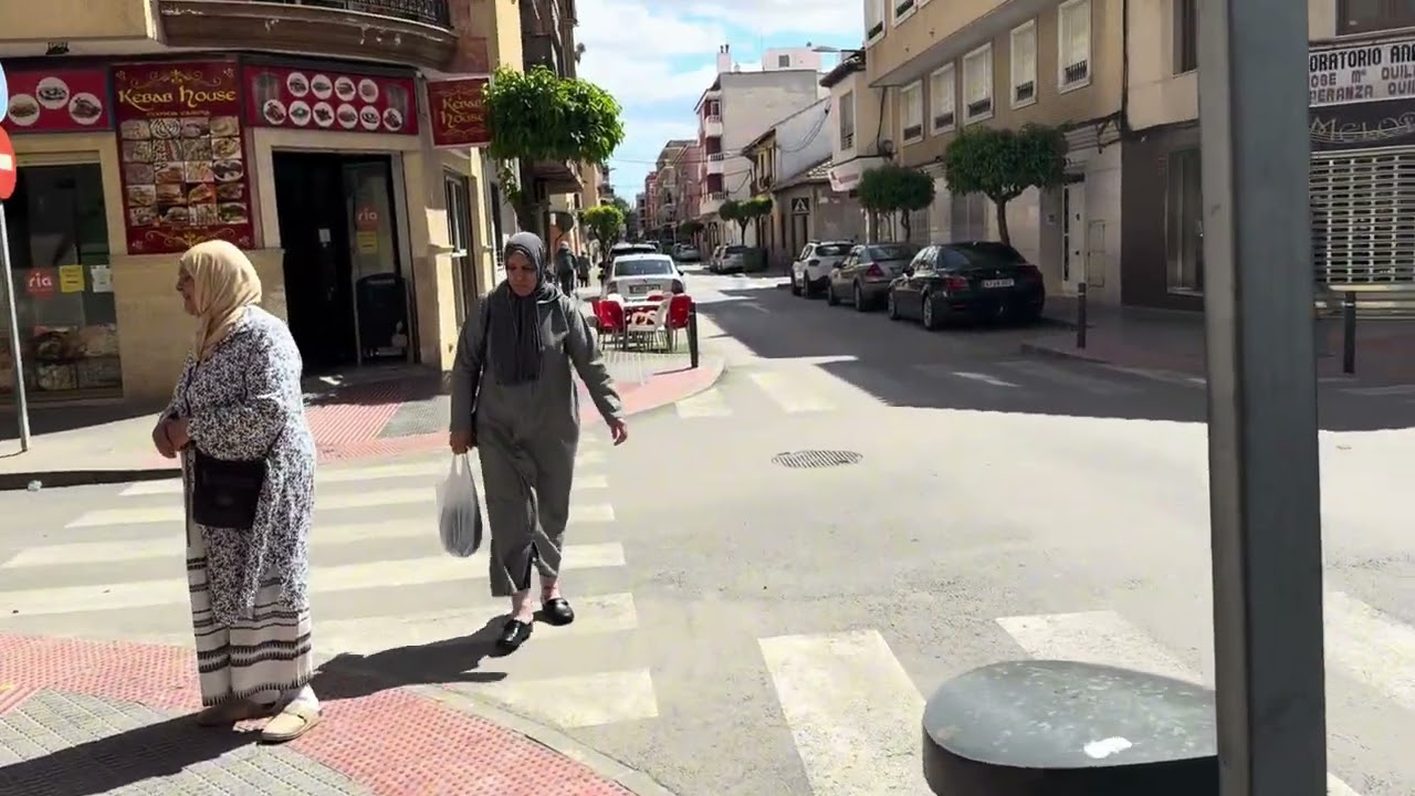 Sunday in Almoradí