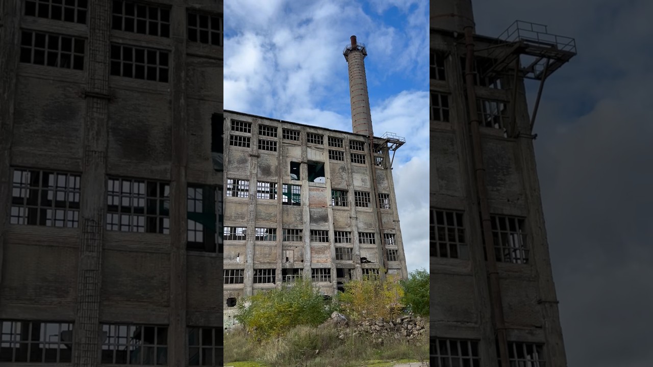 Imposante Architektur&hellip; #urbex #decay #lostplace #rottenplaces #abandoned #beton #lost #architektur