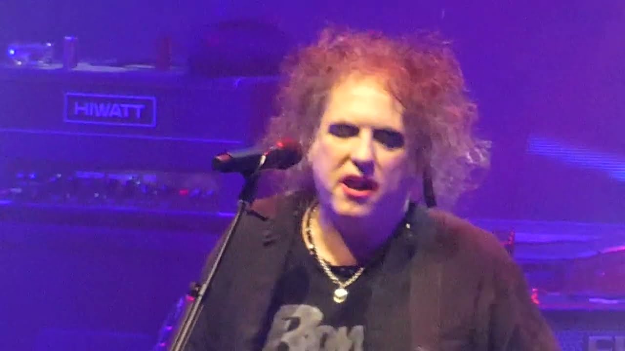 The Cure - Lovesong - OVO Arena Wembley, London, 11/12/22