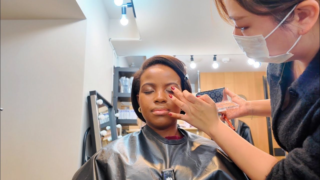 ASMR BLACK GIRL GETS K-POP IDOL INSPIRED MAKEUP BY JAPANESE MAKEUP ARTIST(Unintentional Asmr)