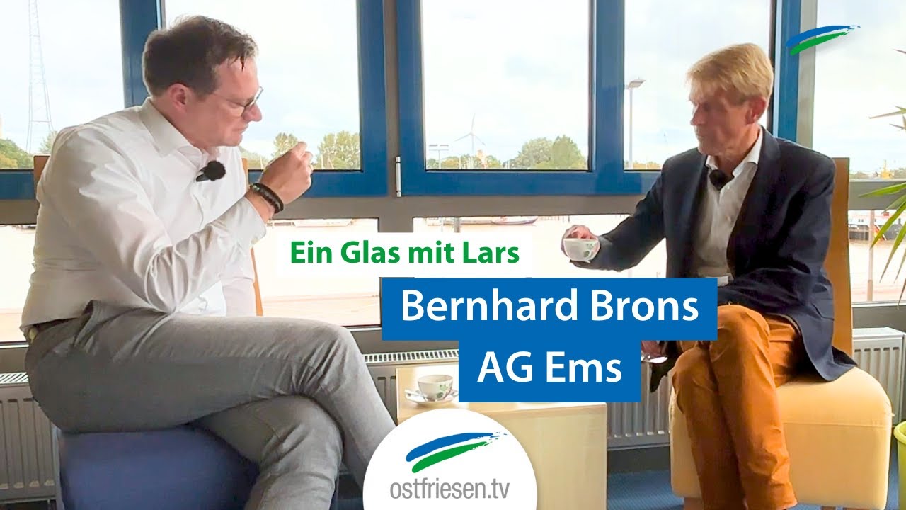 Fähre und Katamaran zwischen Borkum und Emden | Bernhard Brons bei 