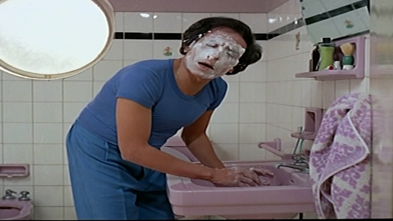 اللى ماشافش الفيلم دة فاته كثير  اجمل فيلم عادل امام فيلم اغبياء ولكن اذكياء