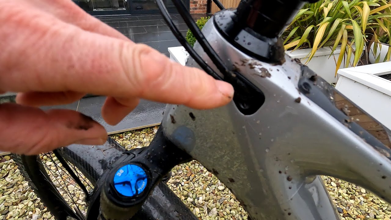 Water ingress issues!! Can the Amflow PL CARBON really stand up to the great British winter? 🤔