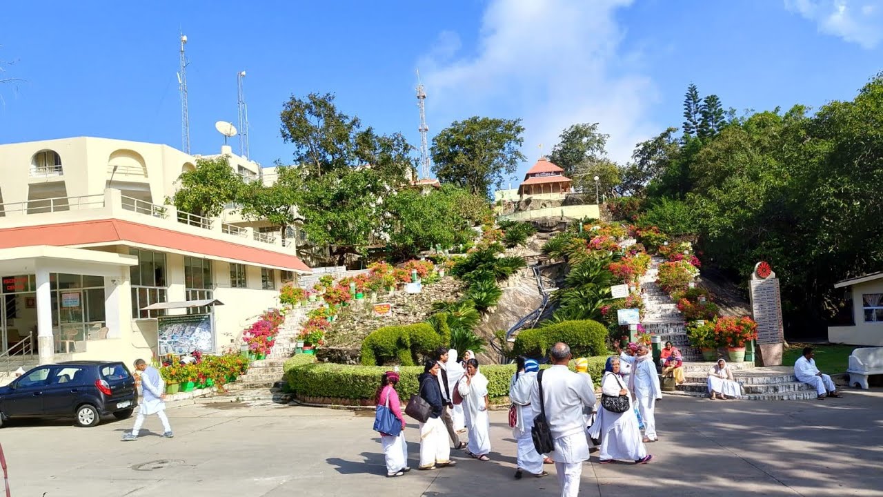 सुबह का नजारा ज्ञान सरोवर की (Morning Gyan Sarovar View LIVE MOUNT ABU)