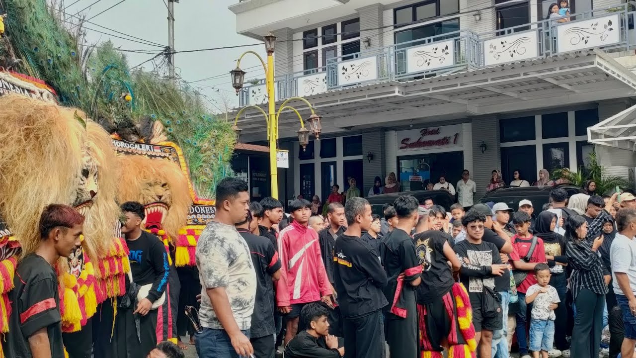 GEGER GEDEN, LARUNG TUMPENG TELAGA SARANGAN REOGKAN BOLO