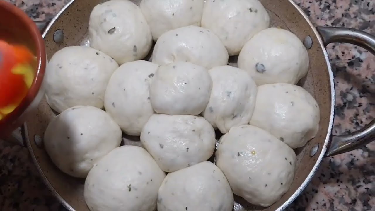 بريوش الشهدة/خلية النحل مفشفش و خفيف بحال لقطن كيجي اكتر من رائع😋👌🏻😋👌🏻