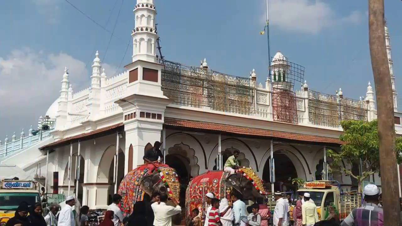Muthupettai Dargha Haj Mohamed Lebbaishaik dawood valiyullah ali bhadhusa valiyullah fathima nachiy