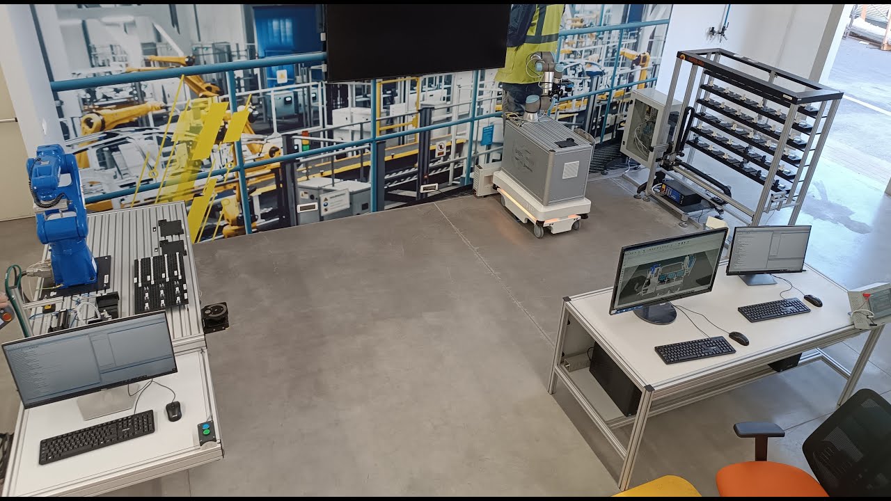 Intelitek's SmartLogistics 4.0 System