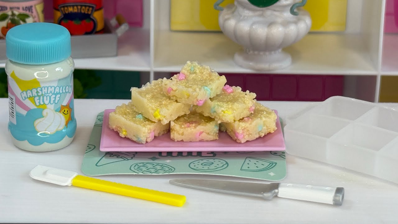 Miniverse Cafe Series 4! Put Together (Marshmallow Rice Treats) 