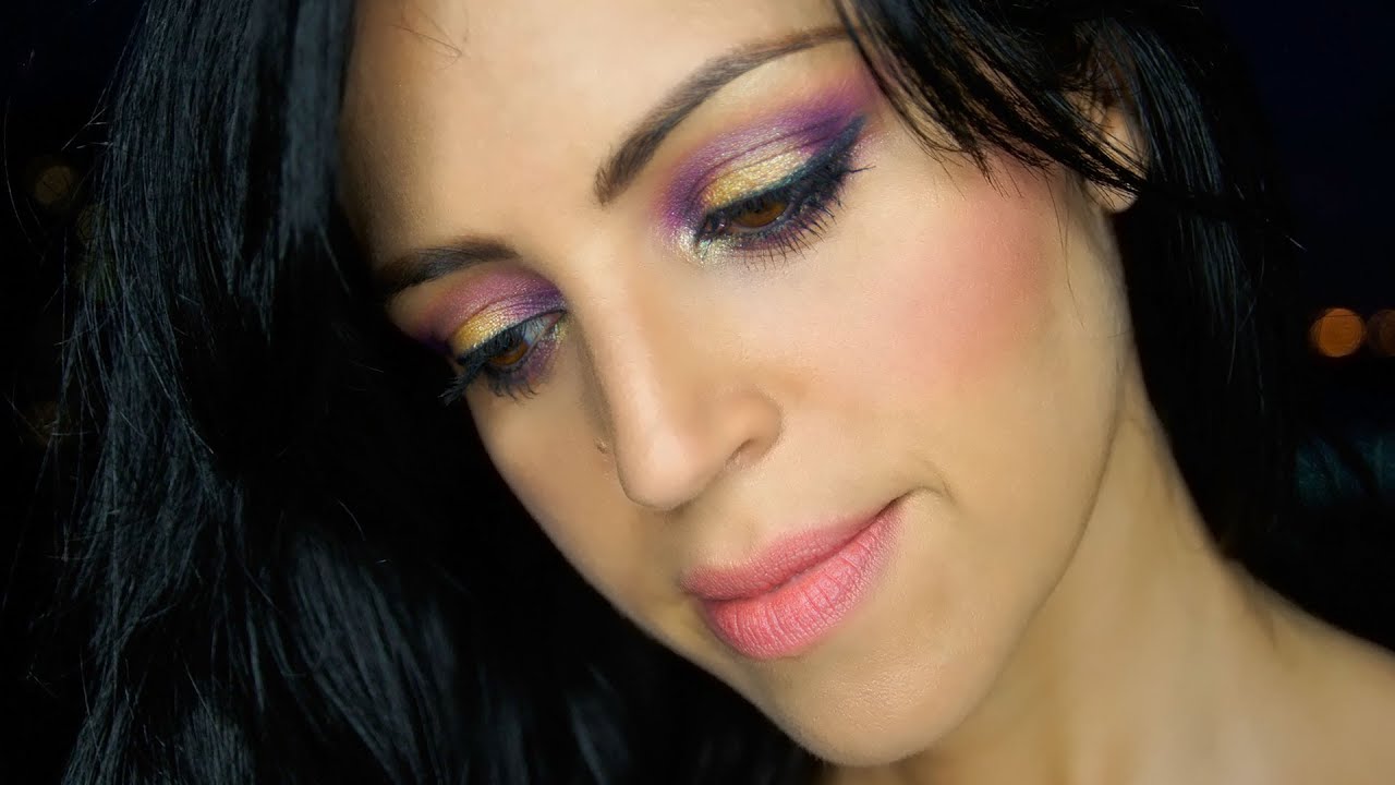 Maquillaje Violeta y Dorado - Ojos más Grandes