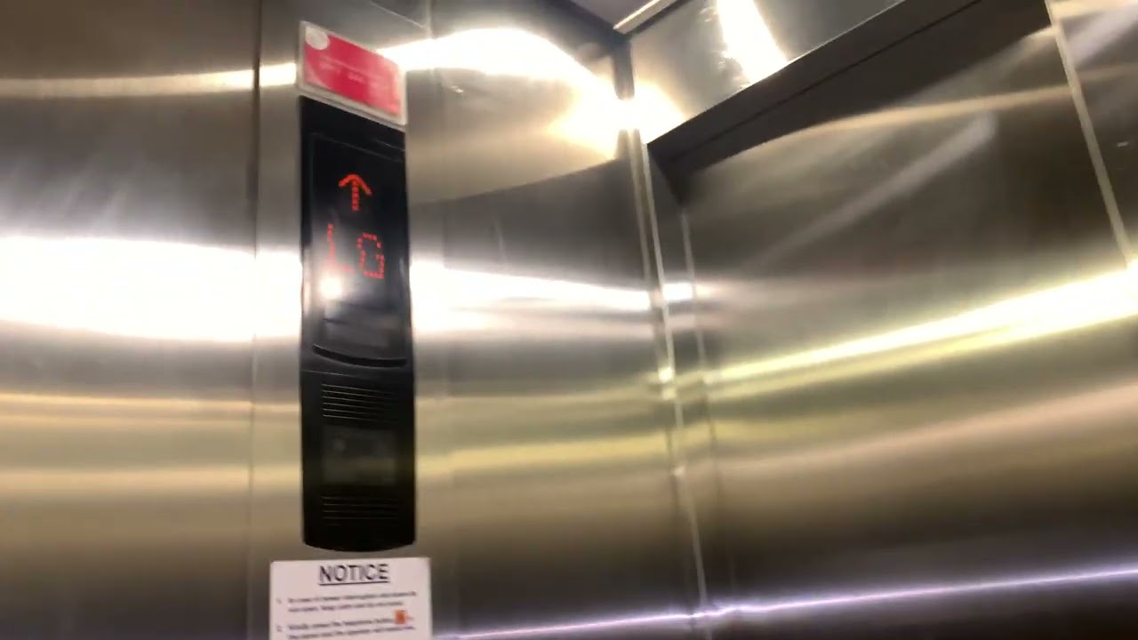 #IloveBGC Mitsubishi Elevator | C1 Overpass, Bonifacio High Street