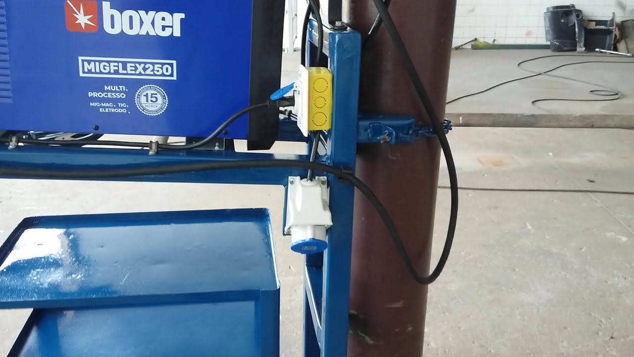 Fiz um carrinho para instalar a maquina de solda