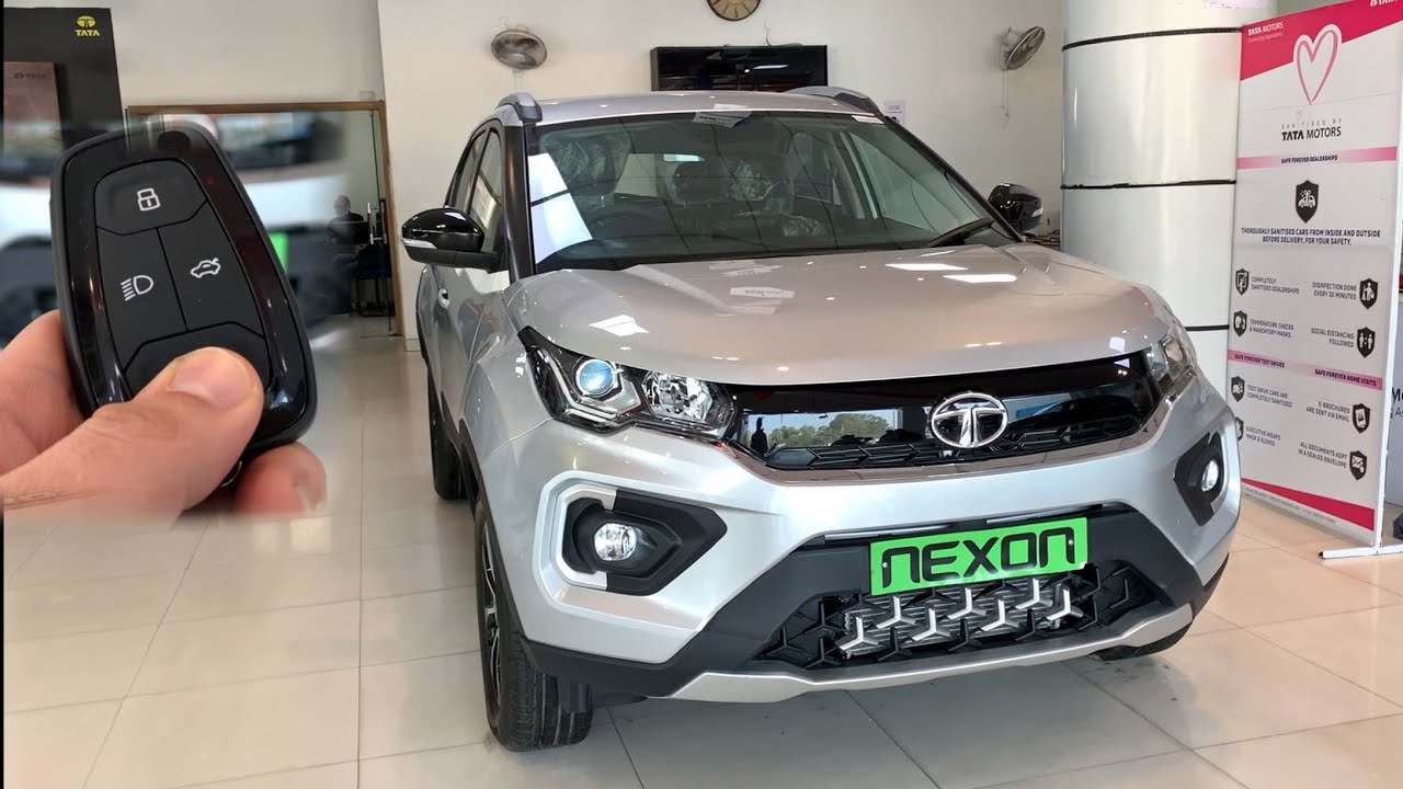 Facelift Tata Nexon compact suv at budget price | Interior & Exterior in detail