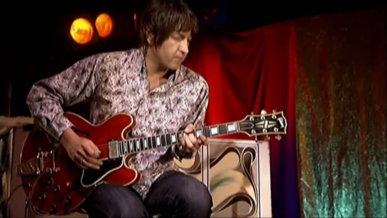 Noel And Gem Performing  Slide Away  At  Le Cabaret de Sauvage Paris 2006