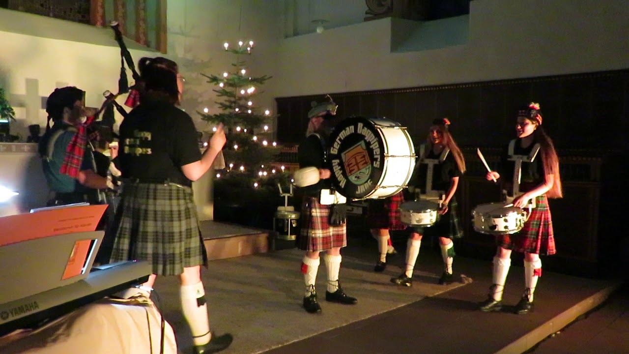 Tom Dooley and The Red River Rock von den Happy German Bagpipers