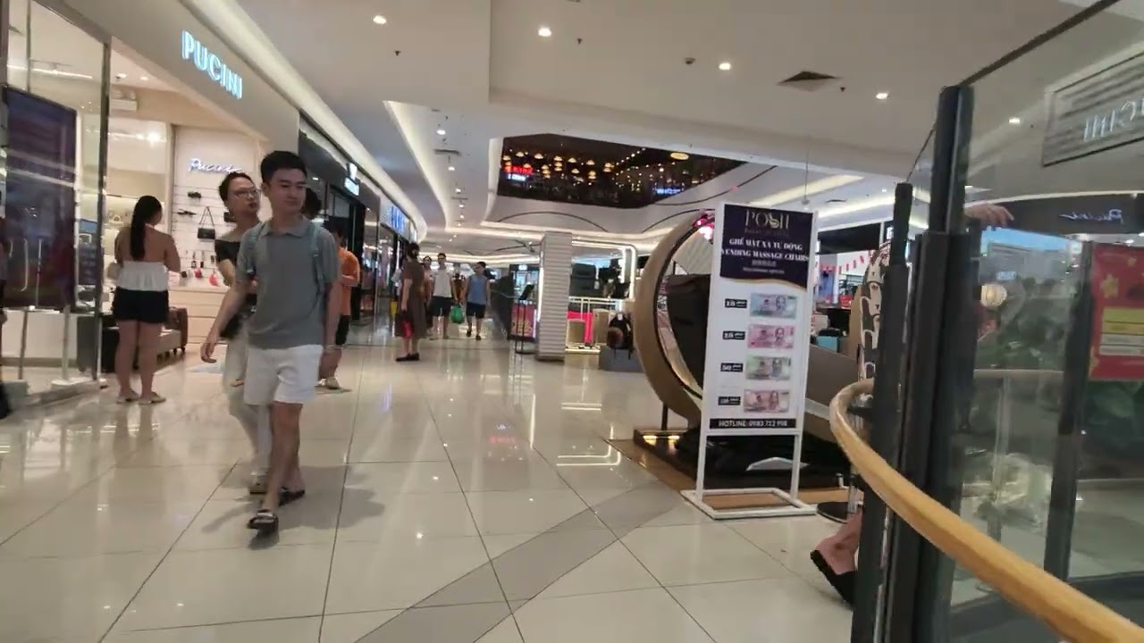 MỘT NGƯỜI BÌNH THƯỜNG | AEON MALL LONG BIÊN