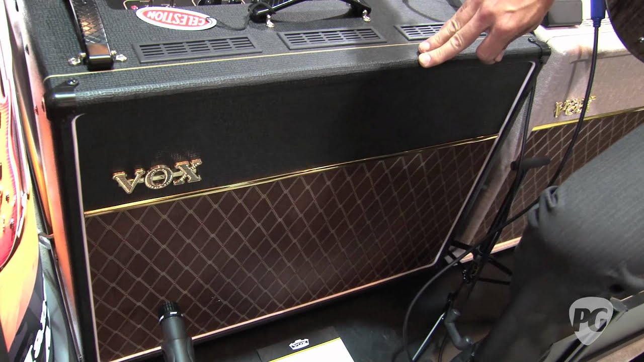 Summer NAMM '11 - Vox Amplifiers AC15C2 Twin Demo