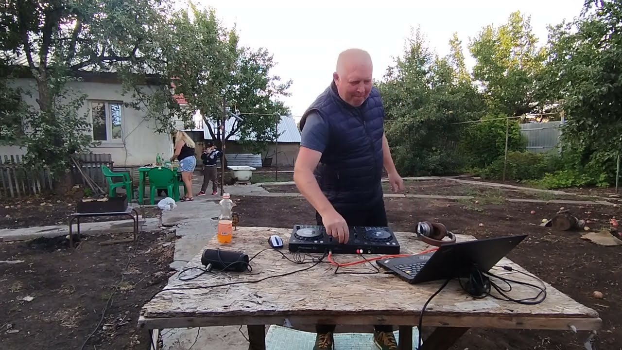 Гостевой микс. Балаково привет! Pioneer DJM FLX4.