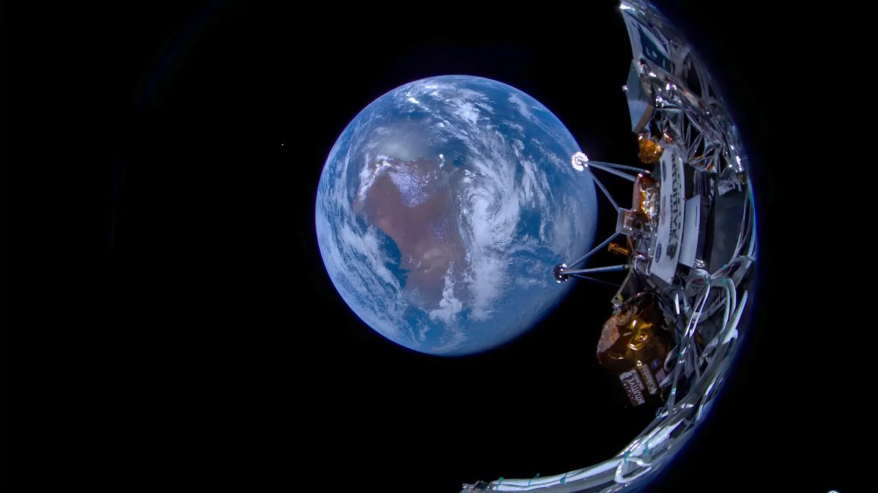 Making of a Moon Mission: Making History