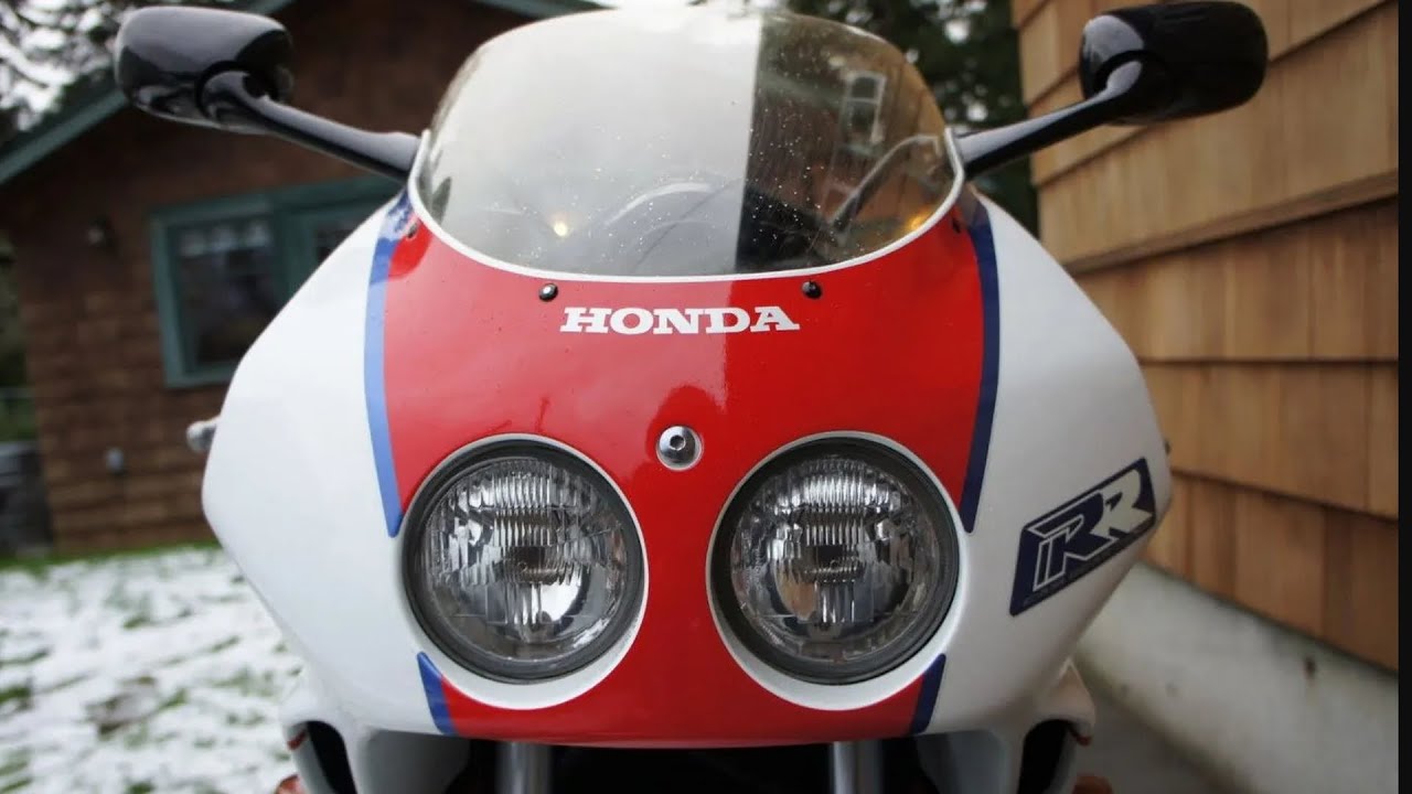 Saving this Legendary MC22 CBR250 RR Honda