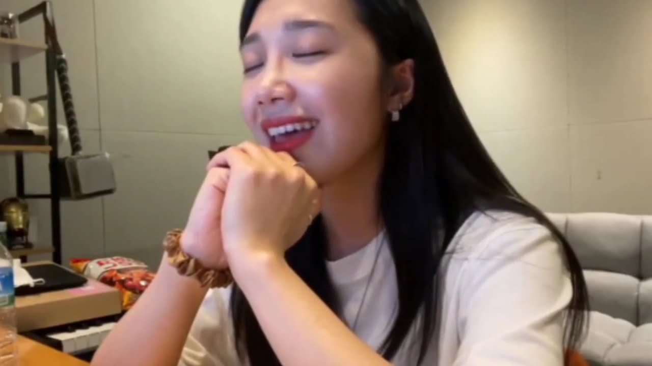 [Live] Eunji 정은지- 19th of April (by Apink 에이핑크)