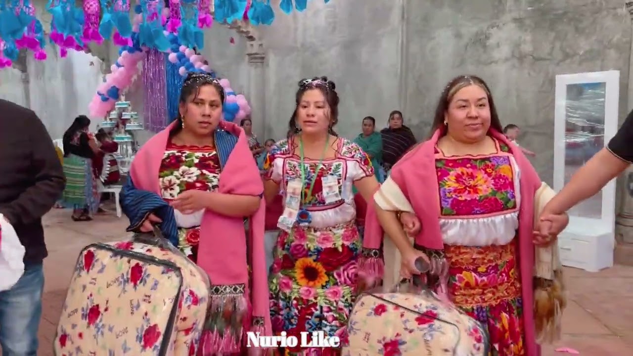 2- siguen el Gran Ambiente Bautismo familia Blas Alejo