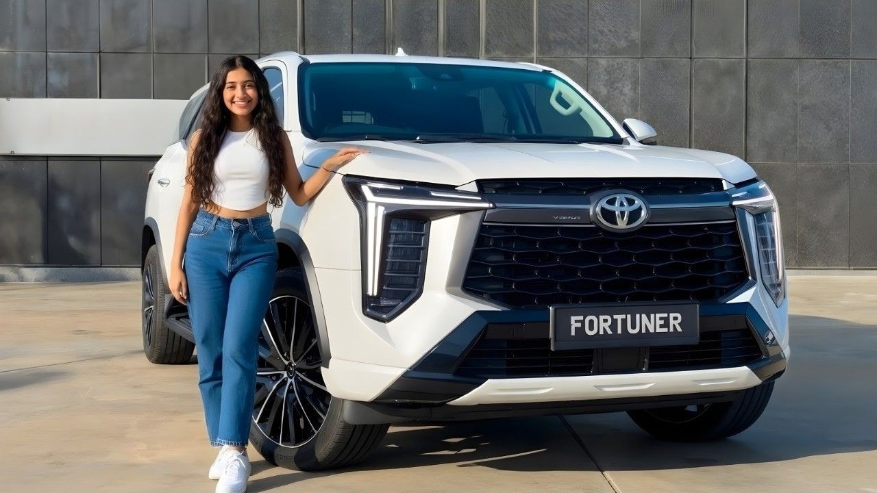 Toyota Fortuner 2026 года шокирует всех – гибридная силовая установка и совершенно новый дизайн!