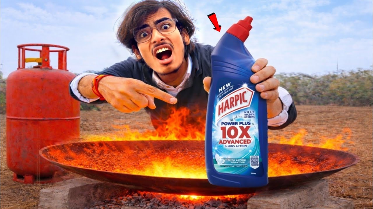 Toilet Harpic on Red Hot Pan🥵फिर कुछ ऐसा हुआ कि मेरे होश उड़ गए🤐