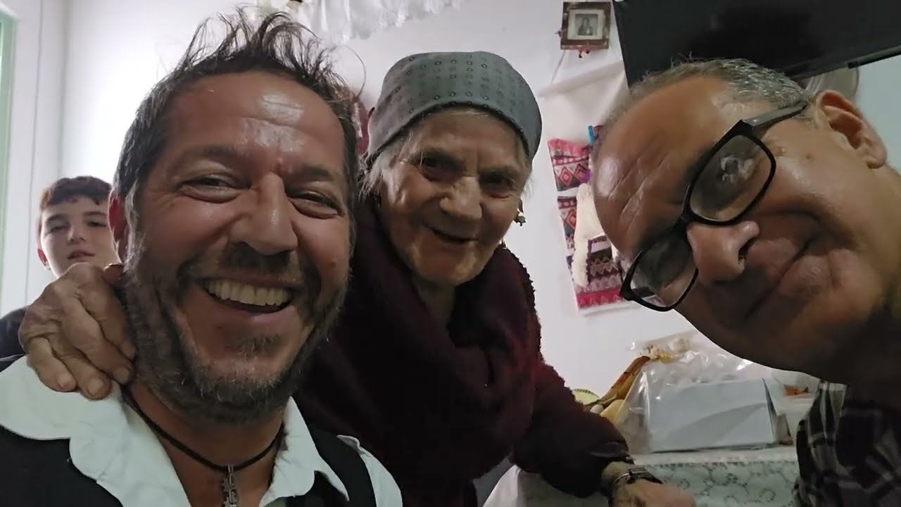 Τον είχε δει όνειρο! Με το γλυκό μας κορίτσι και τον φίλο μας από Αυστραλία, το καλύτερο παρεάκι!