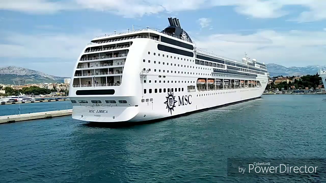 Horvátország Split-Supetar Ferry Brac sziget áthajózás komphajóval