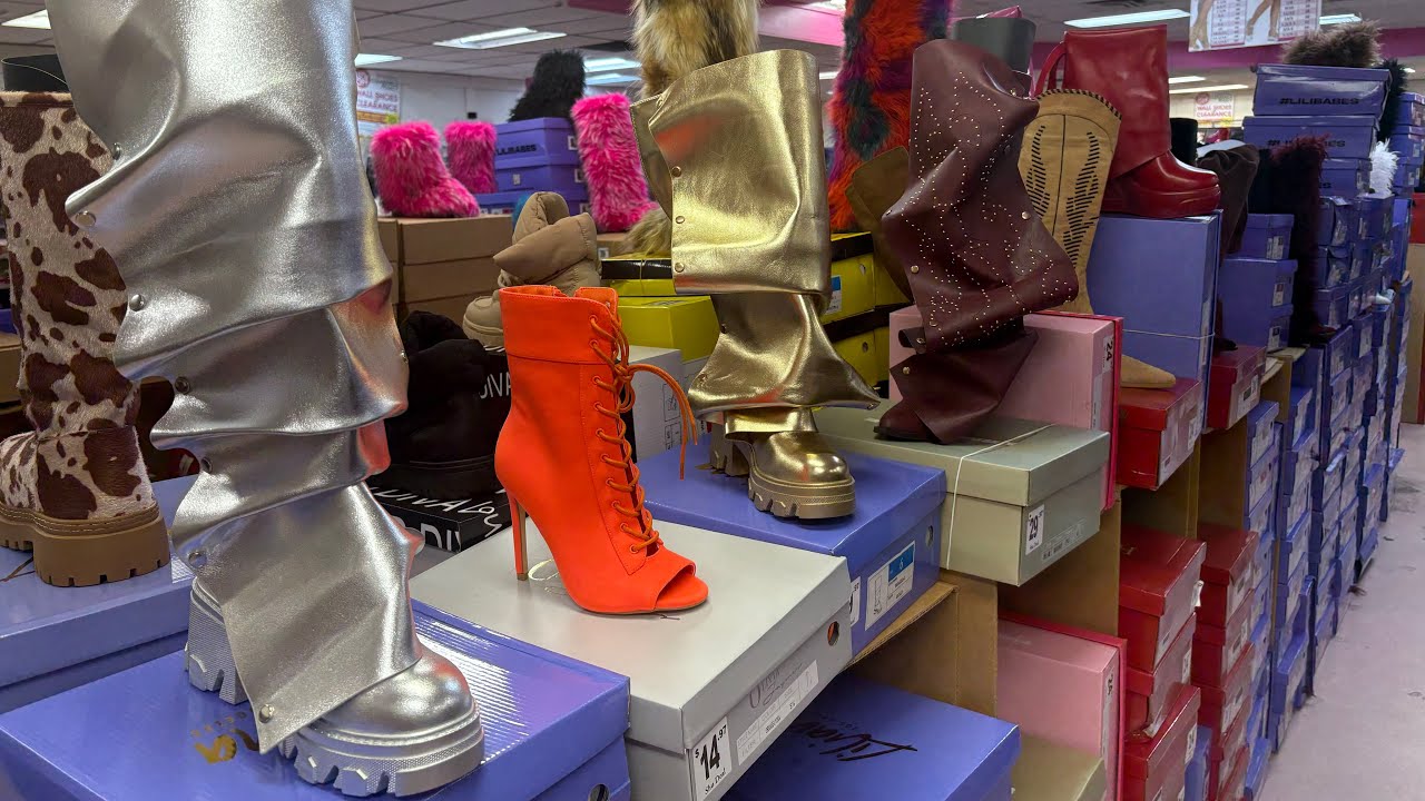 Mini Vloggg: Come Shoe Hunting With Meeee 💋