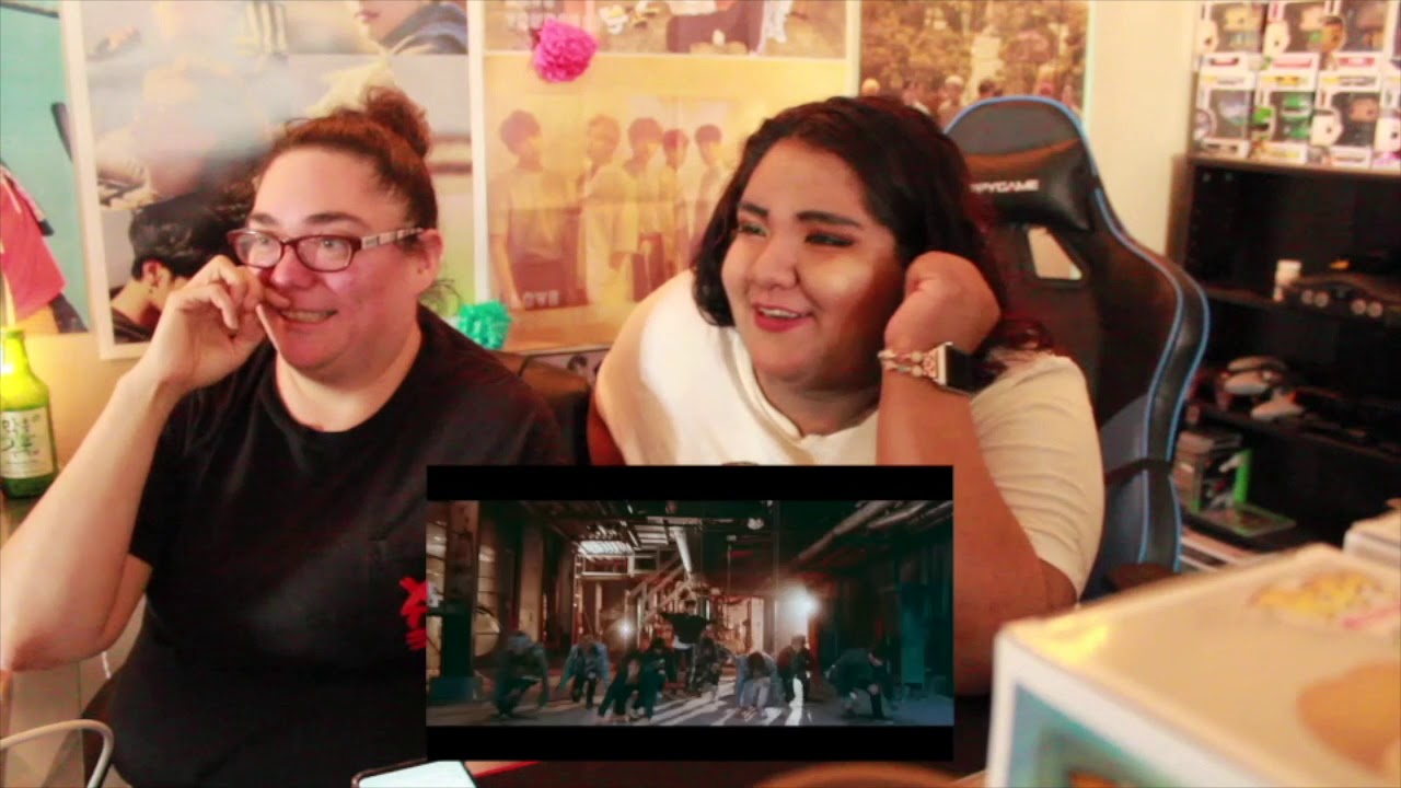 I React: Stray Kids Reaction Part 1 Re-upload
