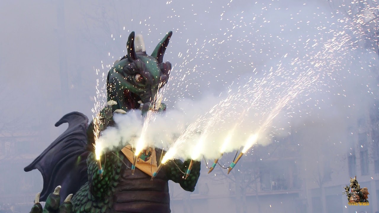 “25 anys fent Foc a Les Roquetes” - La Dragona