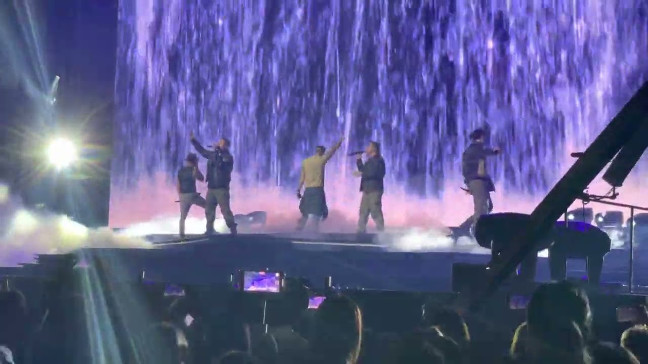 Backstreet boys london 7/11/22 show me the meaning and incomplete