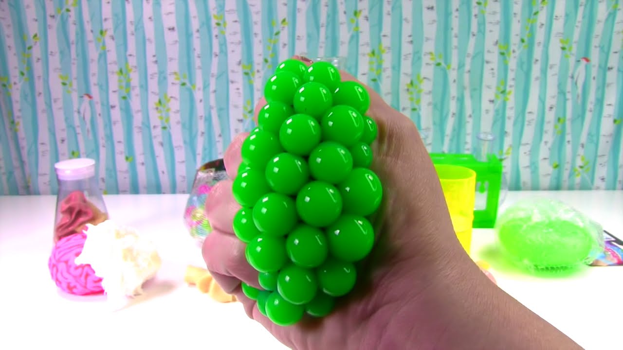 Fizzy Opens Different Squishies To Find Fun Items Inside | Fun Videos For Kids