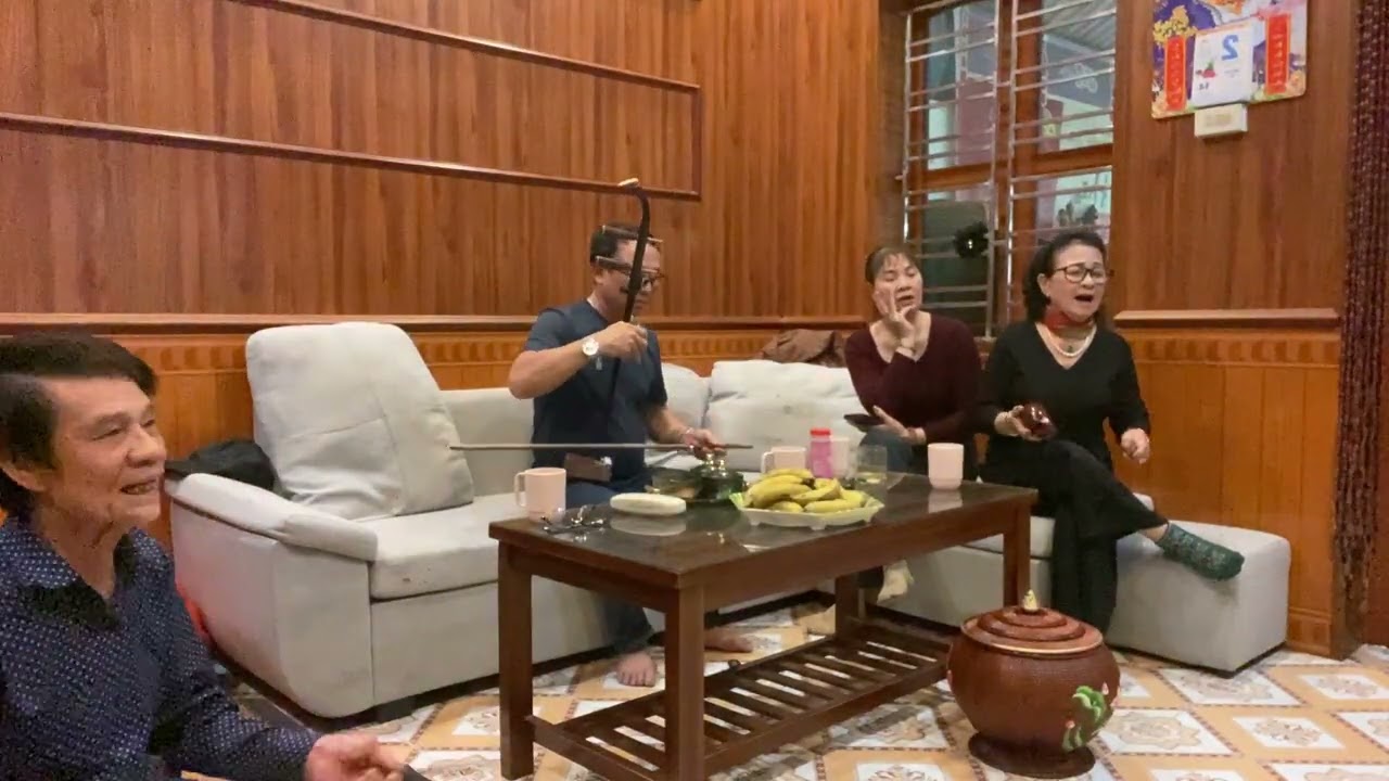 Đường trường trong rừng tb ns Bích Nhường clb dân ca và chèo Quê hương hát ngọt lịm như mía lùi 