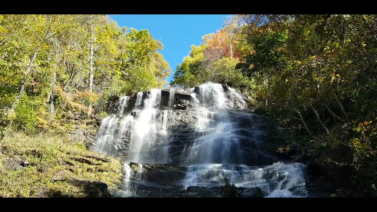 Amicalola Falls State Park near Atlanta, Georgia(అట్లాంటా సమీపంలోని అమికలోలా జలపాతం స్టేట్ పార్క్)E0
